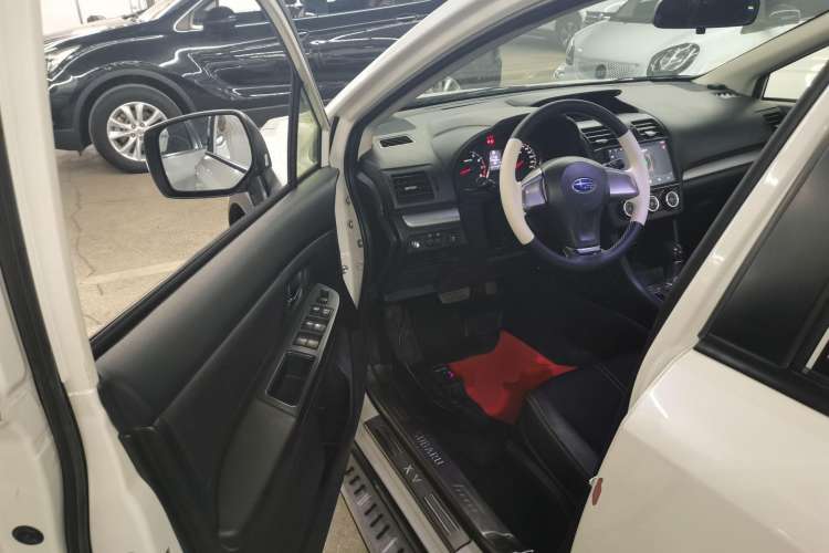 Used Subaru XV 2014 2.0i Comfort Edition