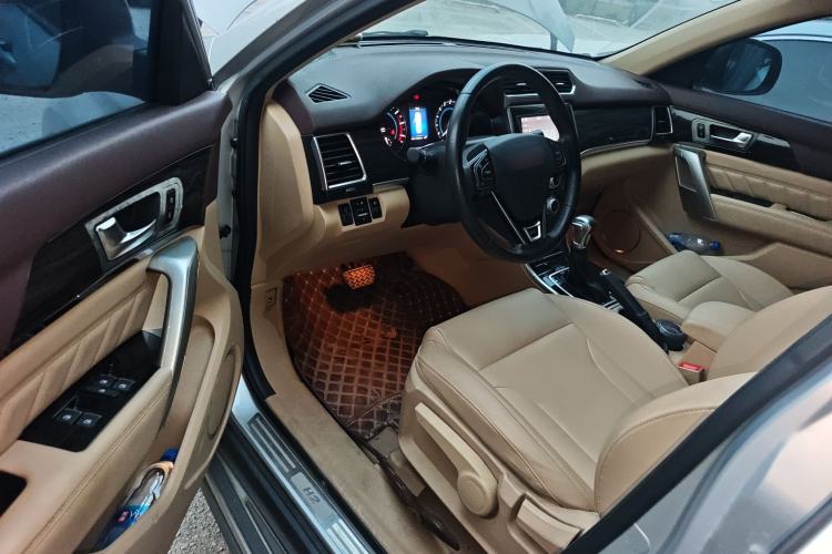 Used Haval H2 2015 1.5T Automatic Two-Wheel Drive Elite Edition Driver Seat