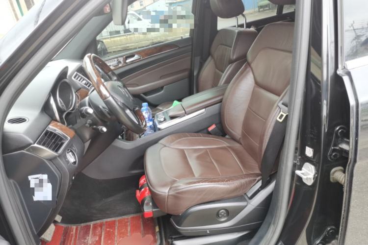 Used Mercedes-Benz M-Class 2014 ML 400 4MATIC Luxury Model Left Front Seat