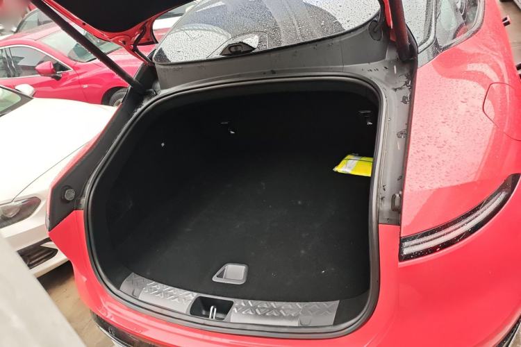 Used Avatr 06 2025 Pro Range-Extended Edition Trunk