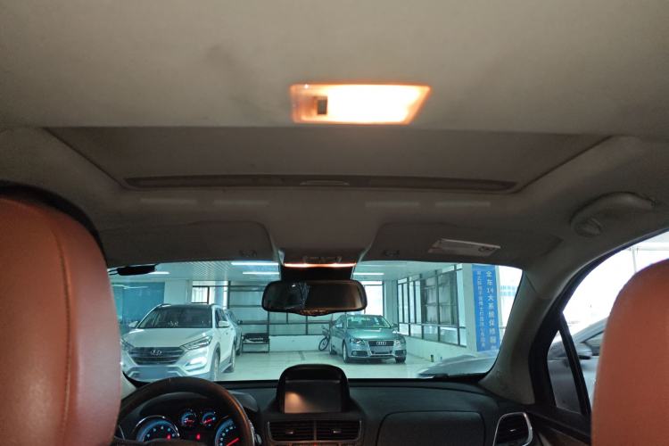 Used Buick Encore 2013 1.4T Automatic Two-Wheel Drive Elite Model Headliner