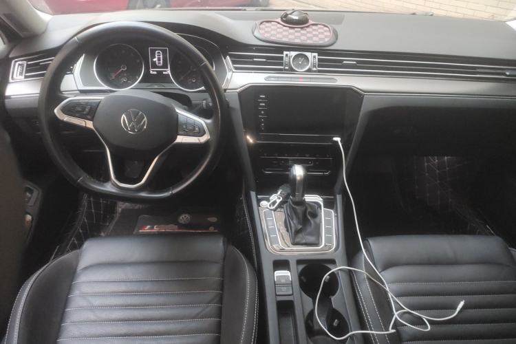 Used Volkswagen Magotan 2020 330TSI DSG Leading Model
