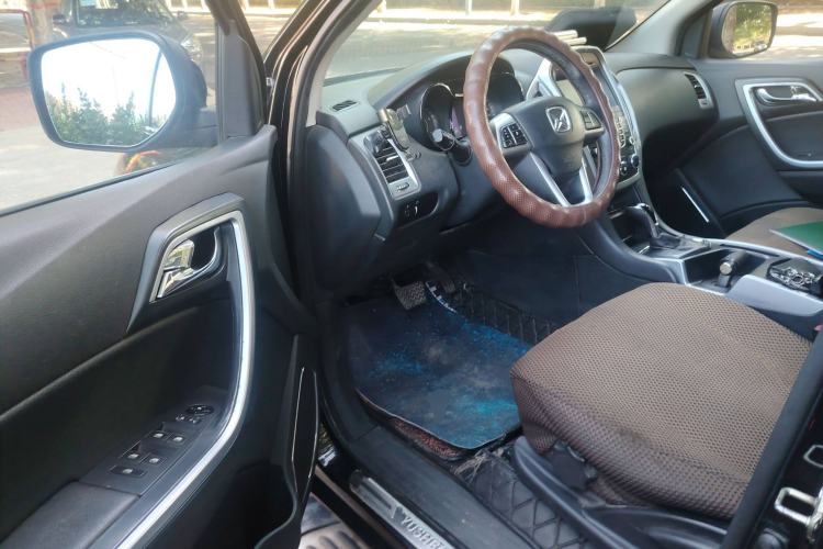 Used JMC Yusheng S350 2013 2.4T Automatic 2WD Diesel Luxury Edition 5 Seats
