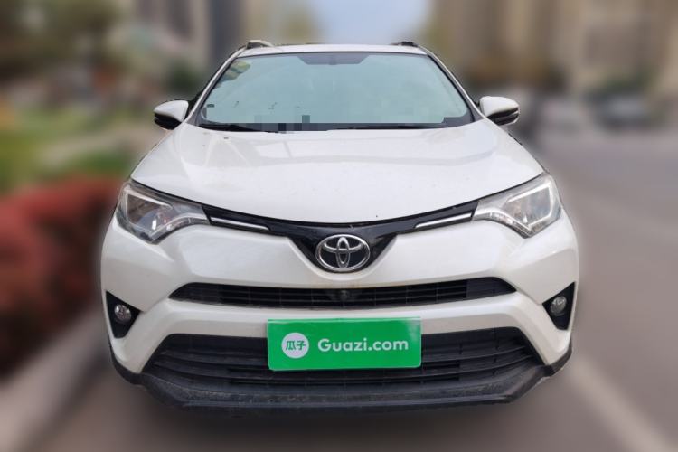 Used Toyota RAV4 2016 2.0L CVT Two-Wheel Drive Fashion Edition China V Standard Front