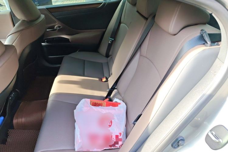 Used Lexus ES 2024 200 Premium Edition