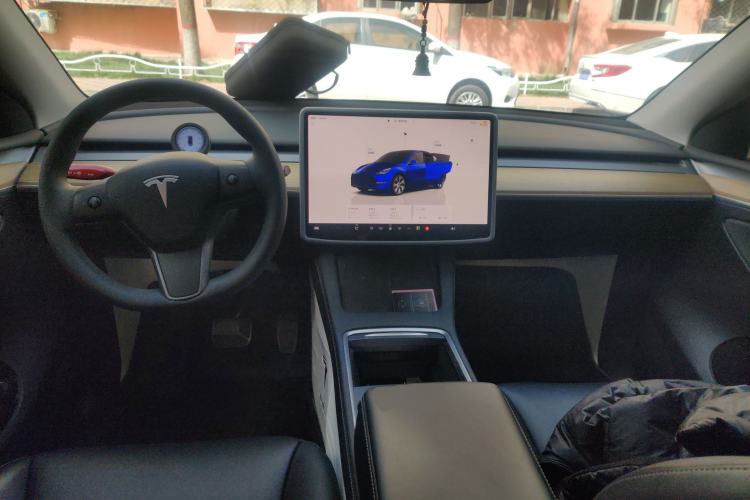 Used Tesla Model Y 2022 Revised Version Rear-Wheel Drive Center Console