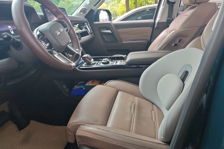 Used BAIC Off-Road BJ60 2022 2.0T Version 11 Five Seats Left Front Seat