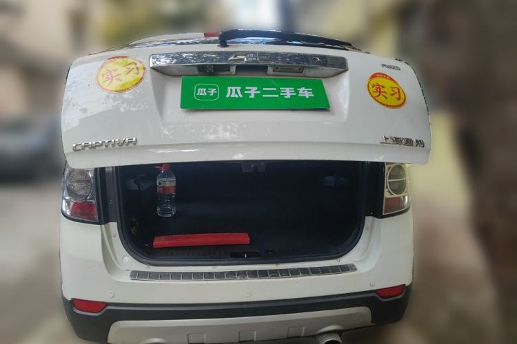 Used Chevrolet Captiva 2012 2.4L 4x4 Flagship Edition 7 Seats