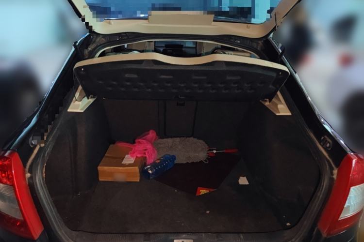 Used Skoda Octavia 2014 1.6L Automatic Yijun Edition Trunk