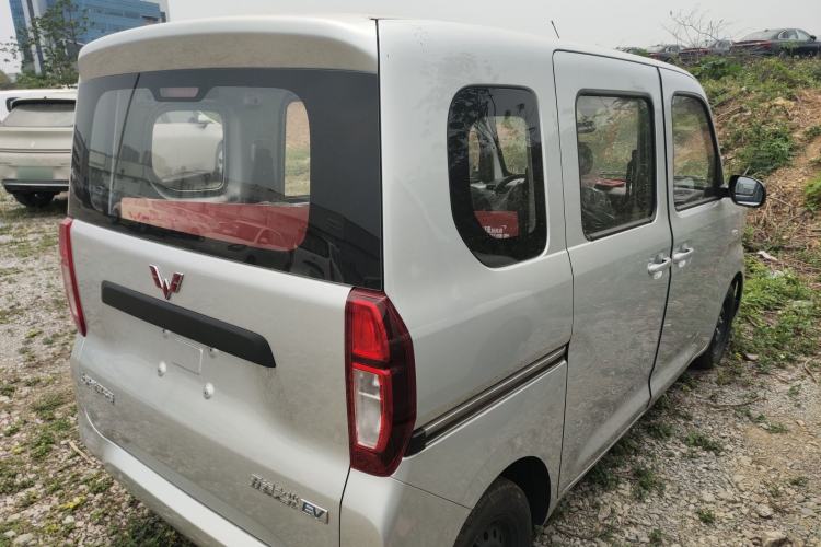 Used Wuling Zhiguang New Energy 2025 Standard Model Rear Right 45 Deg