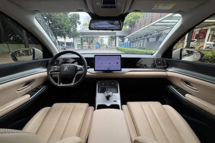 Used BYD Song Pro New Energy 2025 Second-Generation DM-i 75KM Overachiever Trim Interior 5