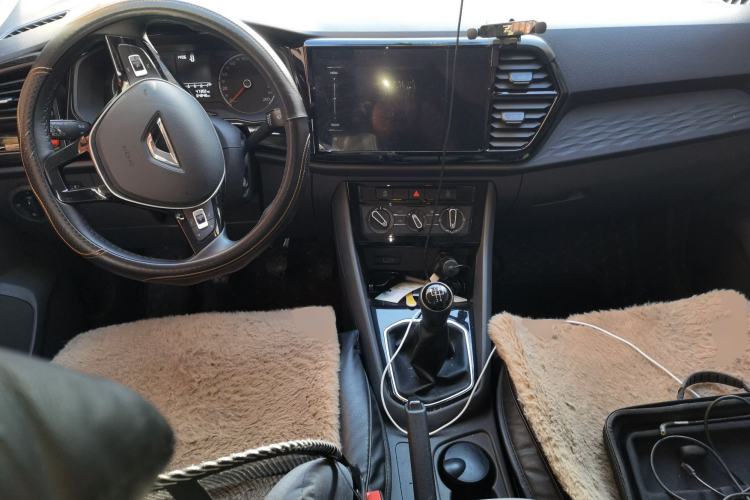 Used Jetta VS5 2019 280TSI Manual Entry-Level Model Center Console