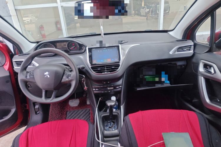 Used Peugeot 2008 2014 1.6L Automatic Fashion Edition
