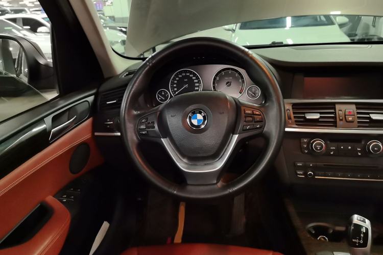 Used BMW X3 2011 xDrive28i Luxury Model