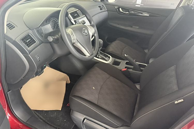 Used Nissan Tiida 2016 1.6L CVT Cool Dynamic Edition
