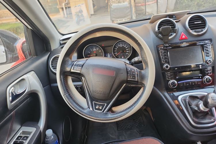 Used Haval H6 2013 Upgraded Model 1.5T Manual Two-Wheel Drive Elite Version