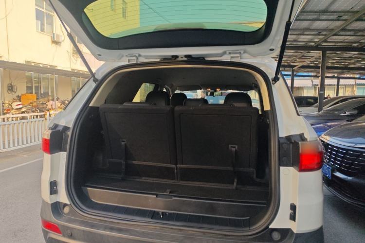 Used Dongfeng Fengon S560 2018 1.8L CVT Elite Model 7 Seats