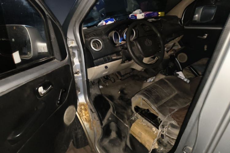 Used CHANGAN KAICHENG Ruixing M80 2014 1.5L Standard Version 4G15S
