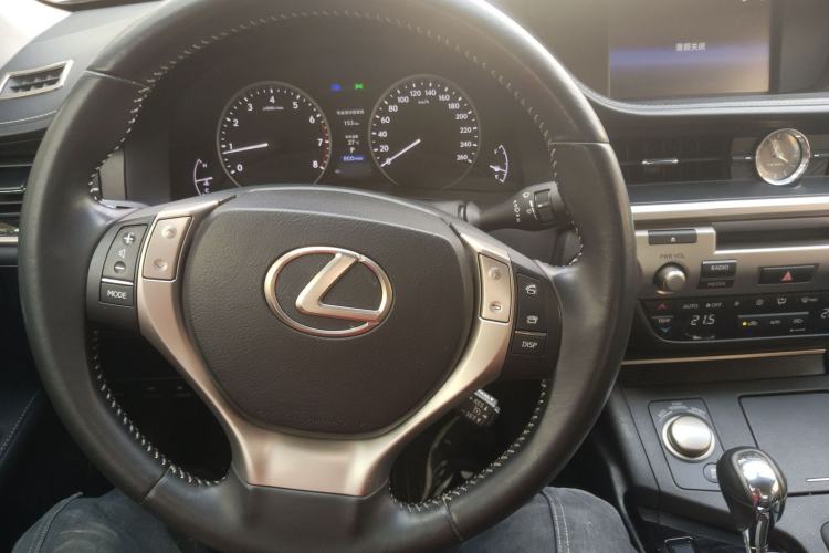 Used Lexus ES 2014 250 Elite Edition
