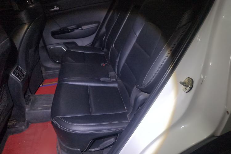 Used Kia KX5 2016 1.6T Automatic Two-Wheel Drive Premium Left Rear Seat