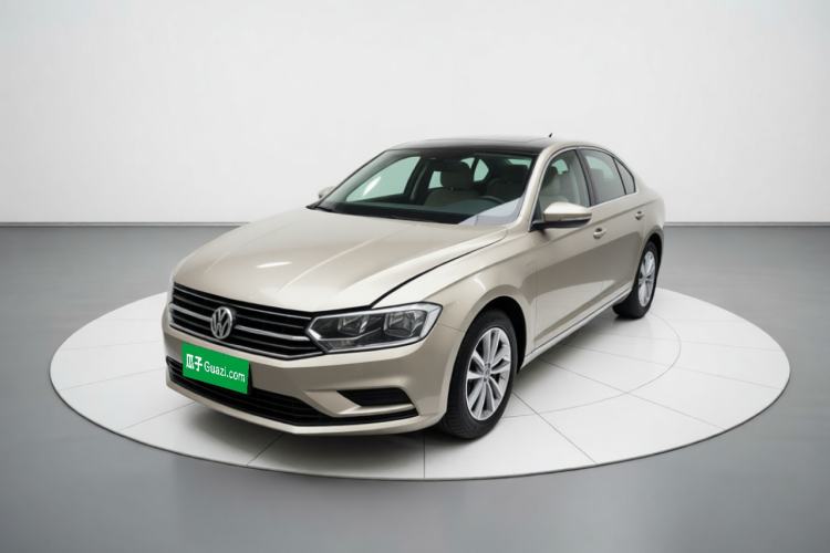 Used Volkswagen Bora 2017 1.6L Manual Fashion Model