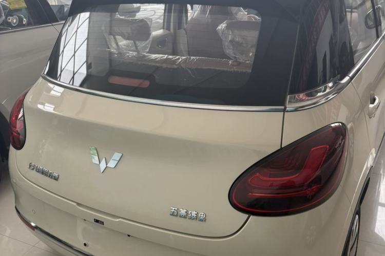 Used Wuling Bingo 2025 333 km Lingxi Deluxe Edition Exterior 4