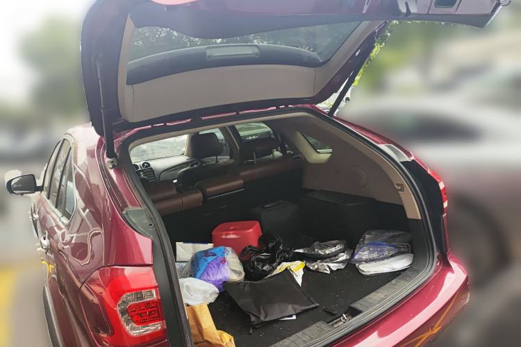 Used BYD Tang New Energy 2015 2.0T Four-Wheel-Drive Flagship Model Trunk