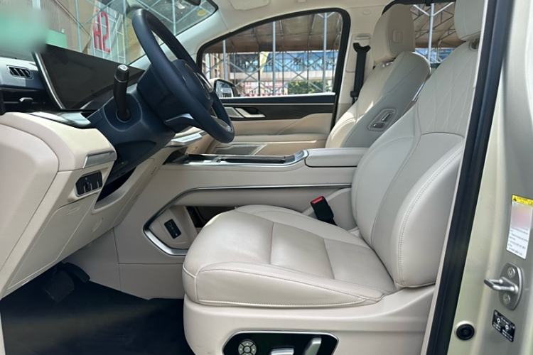 Used Wey Gaoshan 2023 Four-Wheel Drive Flagship Edition
