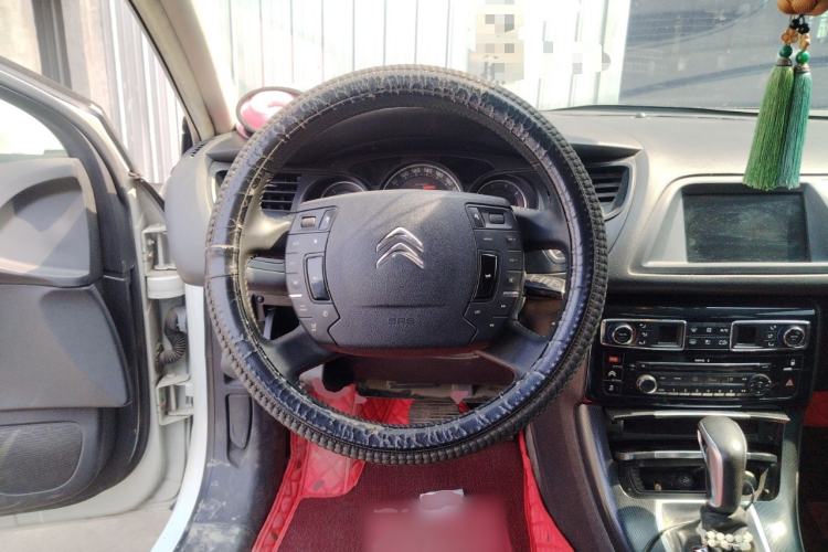 Used Citroen C5 2014 1.6T Automatic Prestige Model Steering Wheel
