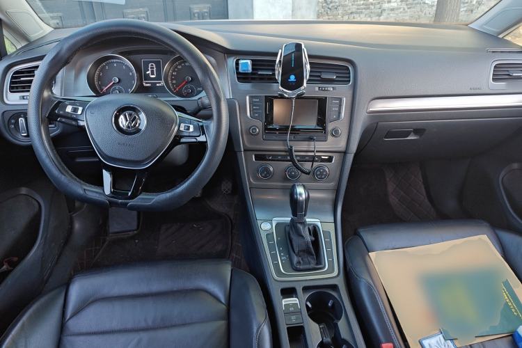 Used Volkswagen Golf 2016 230TSI Automatic Luxury Version