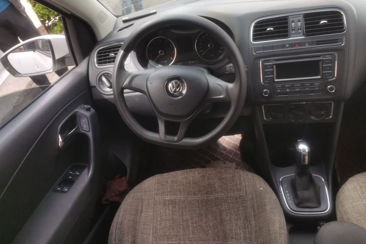 Used Volkswagen Polo 2014 1.4L Automatic Comfort Edition