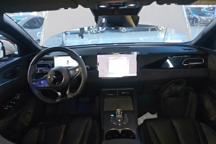 Used BYD Seal 06 New Energy 2025 DM-i Smart Drive 120KM Deluxe Model Center Console