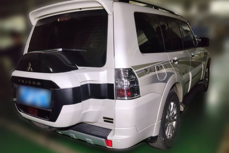 Used Mitsubishi Pajero 