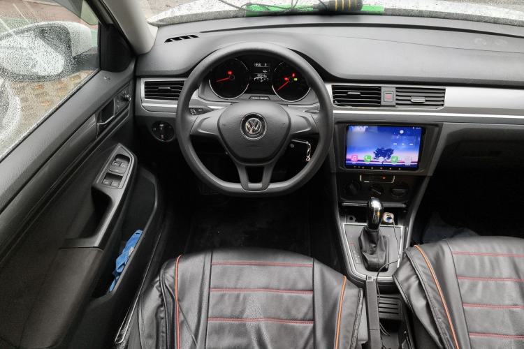 Used Volkswagen Bora 2016 1.6L Automatic Fashion Model Steering Wheel
