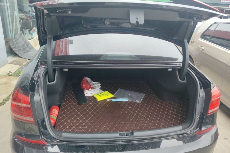 Used Volkswagen Passat 2017 330TSI DSG Luxury Edition
