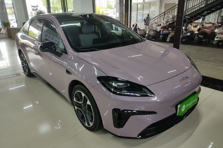 Used AION RT 2025 650 LiDAR Edition Front Right 45 Deg