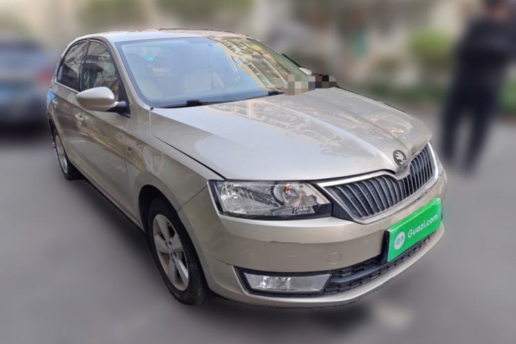 Used Skoda Rapid 2015 1.6L Manual Smart Selection Model