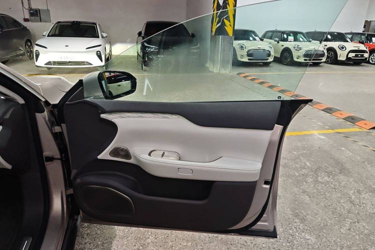 Used Nio ET7 2024 75 kWh Executive Edition
