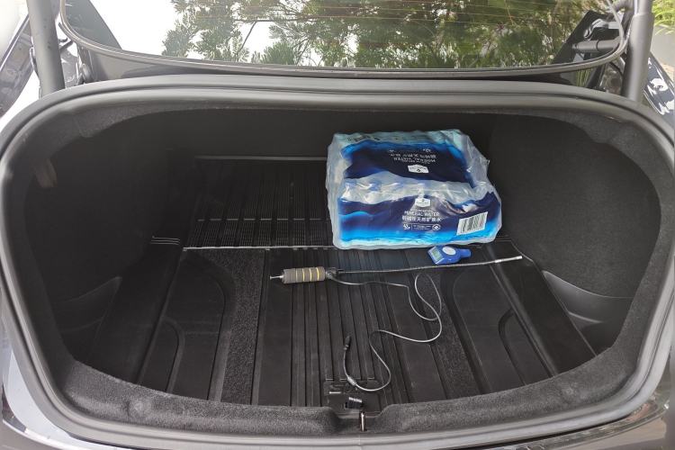 Used Tesla Model 3 2023 Long-Range All-Wheel-Drive Version