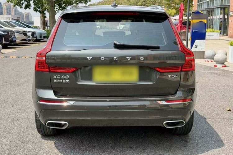 Used Volvo XC60 2021 T5 4x4 Smart Luxury Edition
