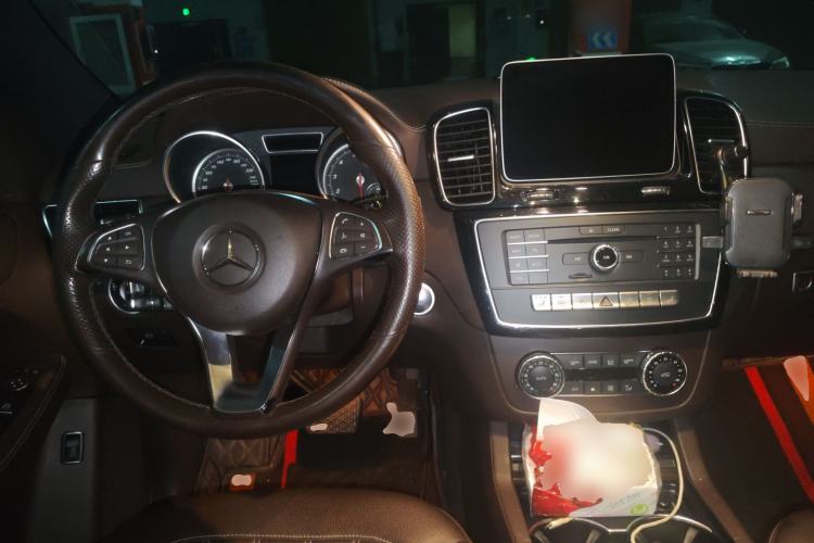 Used Mercedes-Benz GLE 2017 GLE 320 4MATIC Luxury Model