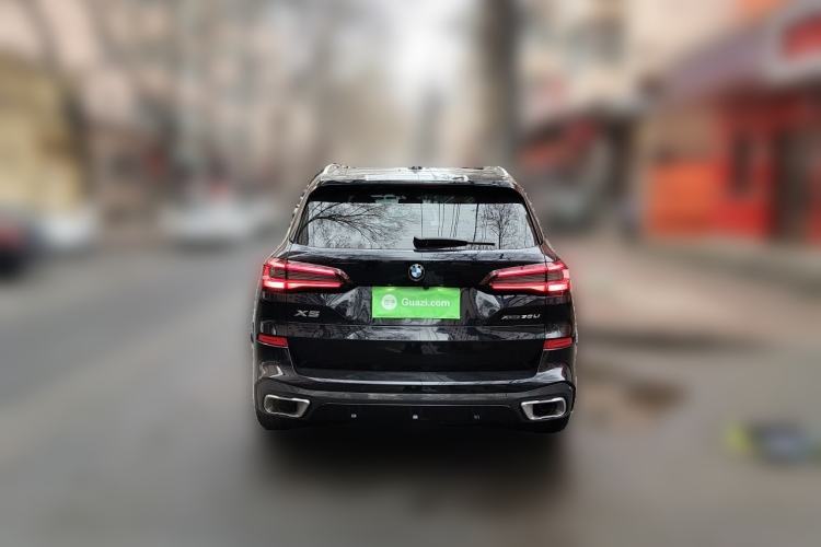 Used BMW X5 2022 xDrive 30Li M Sport Package
