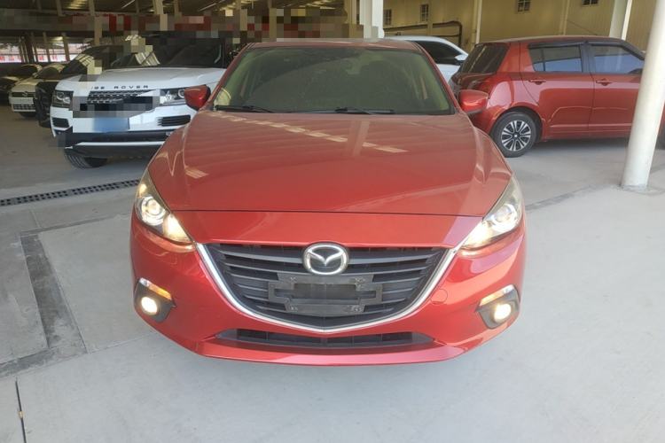 Used Mazda 3 Axela 2016 Sedan 2.0L Automatic Sport Model