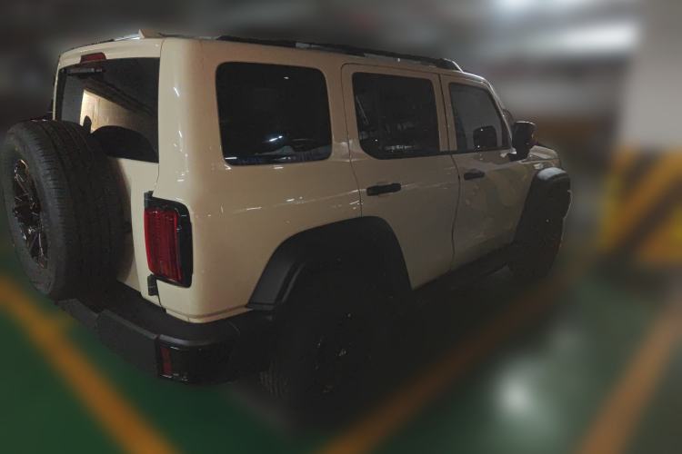 Used Tank 300 2025 2.0T Challenger
