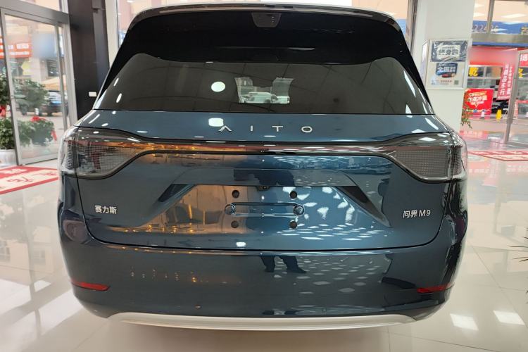 Used Hima AITO M9 2025 Extended-Range Max Version 52 kWh 6-Seater Edition
