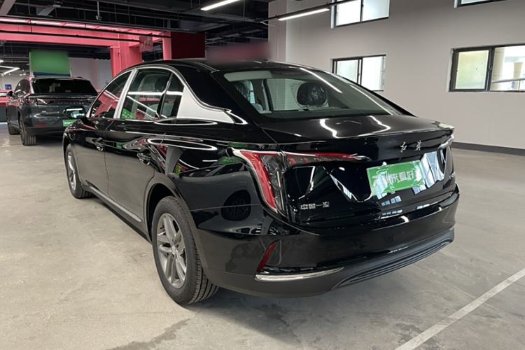 Used Hongqi E-QM5 2025 500km Range Commuter Version