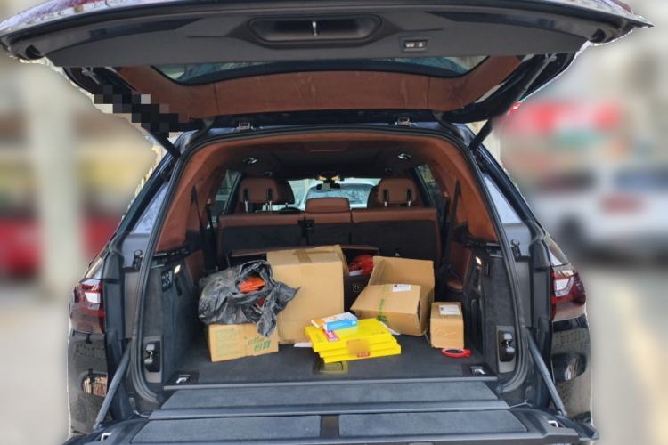 Used BMW X7 2019 xDrive40i Luxury Package with Leading Features