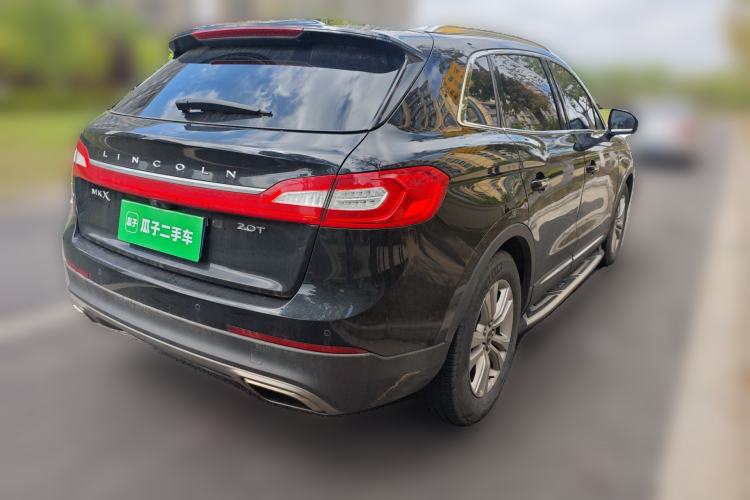 Used Lincoln MKX 2015 2.0T Two-Wheel Drive Deluxe Edition