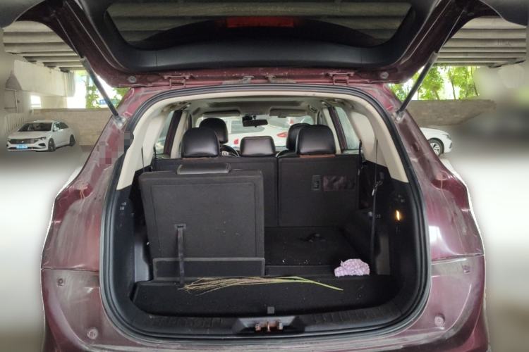 Used Dongfeng Fengon 580 2016 1.5T Manual Comfort Model Trunk