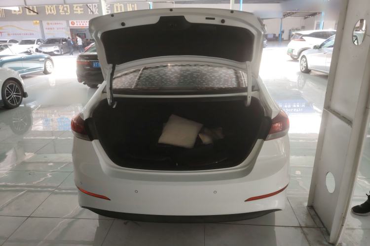 Used Hyundai Elantra (6th Generation / Lingdong) 2016 1.6L Automatic ZhiXuan – Elite Version